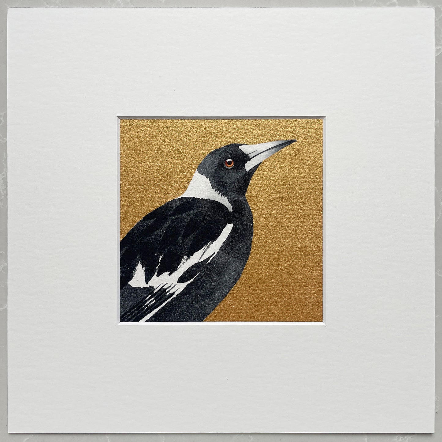 Golden Magpie – 12x12cm